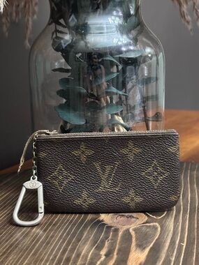 Louis Vuitton Key Cles